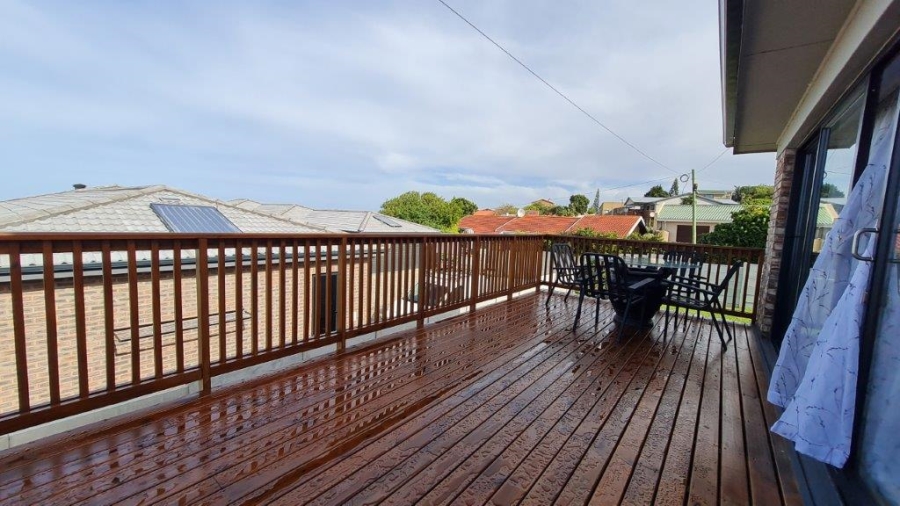 3 Bedroom Property for Sale in Dana Bay Western Cape